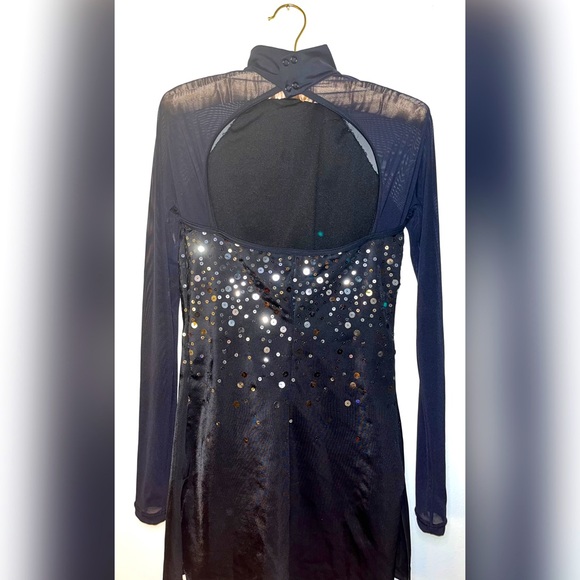 Dance Leotard - Picture 8 of 9